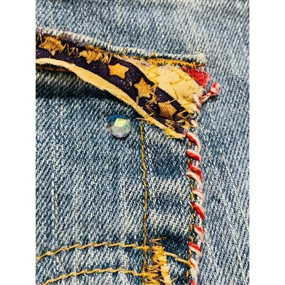 Vintage Y2K Custom‎ Levi’s Patriotic Patchwork Shorts Size 9